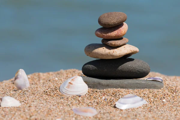 Zen taş kule yakın çekim