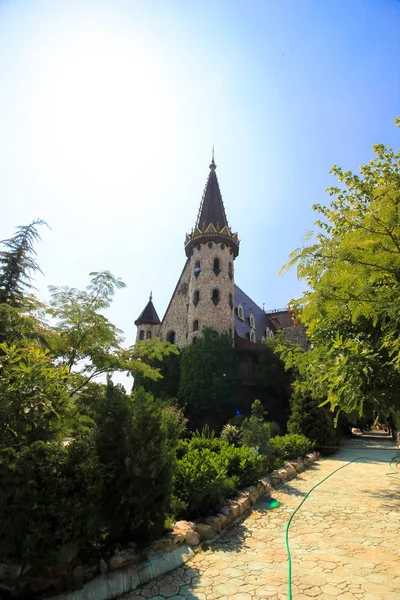 Kär i vinden, The Castle av Ravadinovo - Bulgarien — Stockfoto