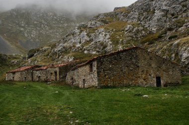 İspanya 'daki eski kışlık