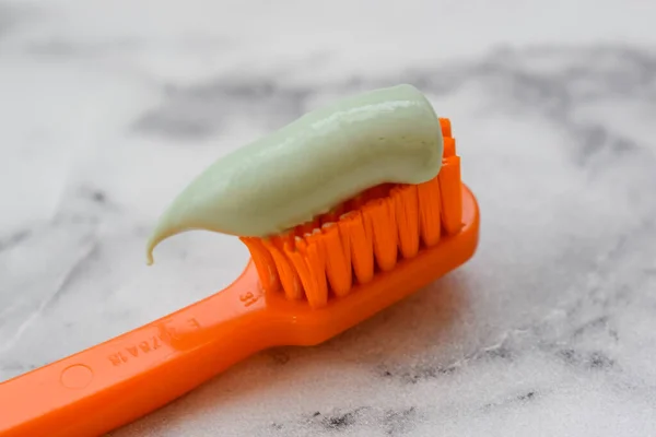 Green Toothpaste Brushing Your Teeth Brush — Stock Photo, Image