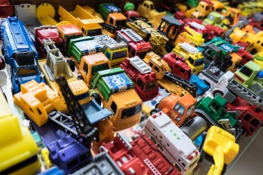 Pattata Tayland 4 Ekim: kaplı çok küçük oyuncak araba renkli 