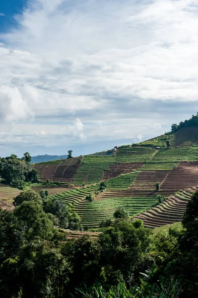 Mon alanında lahana Cham (Mon Jam) dağ, ünlü seyahat Tayland