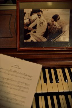 Onun Kral ve Kraliçe Tayland resmi