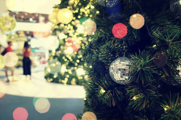 Vacaciones Navidad en el centro comercial — Foto de Stock