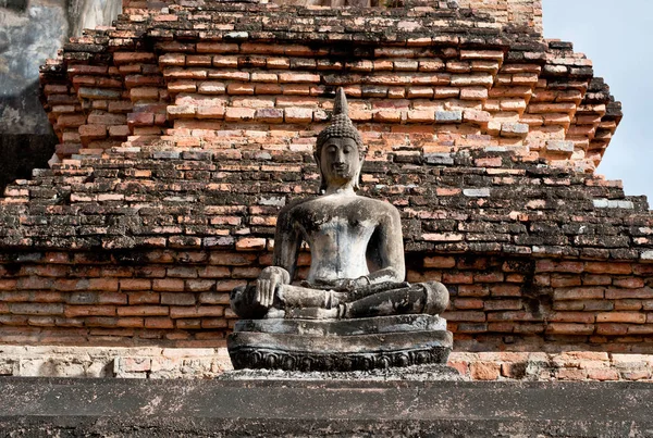 Sukhothai történelmi Park a régi város Thaiföld ókori Buddh — Stock Fotó