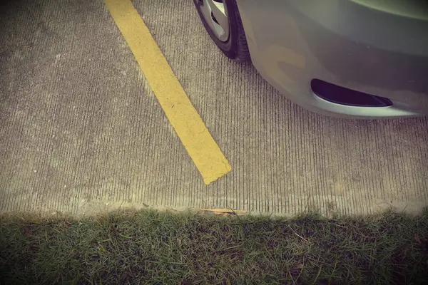 駐車場に停まっている車 — ストック写真