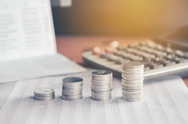 para para birikimi konsepti vintage filtresi ile para tasarrufu