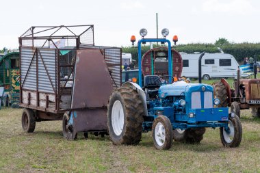 2019 Haselbury Plucknett 'te dün çiftçilik yaptım.