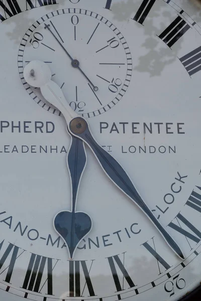Reloj de puerta de pastor en Greenwich — Foto de Stock