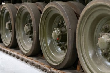 Tank parçalarını kapat