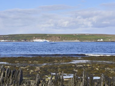 Scrabster Limanı 'nda feribot kalkmayı bekliyor. Thurso yakınlarında, Caithness, İskoçya, İskoçya.