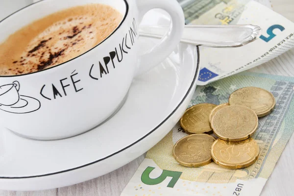 Kahve parası ve bahşiş.