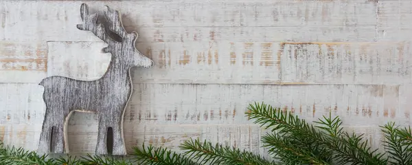 전나무, 전나무로 만든 원추형의 크리스마스 장식 과 복사 공간 — 스톡 사진