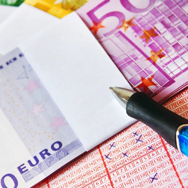 Concepto de lotería con efectivo en euros como fondo — Foto de Stock