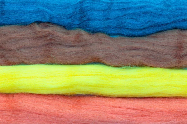 Rayas coloridas de lana para fieltrar — Foto de Stock