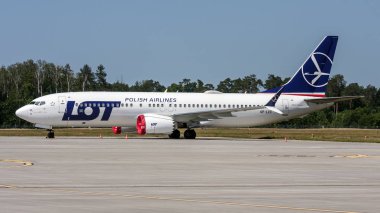 Swidnik, Lublin Voyvoda / Polonya Jun.30.2019: Sp-Lvc Lot plakalı Boeing 737-8 Max, Polonya Havayolları, Etiyopya Havayolları 'nın düşmesi sonrasında yere çakıldı.