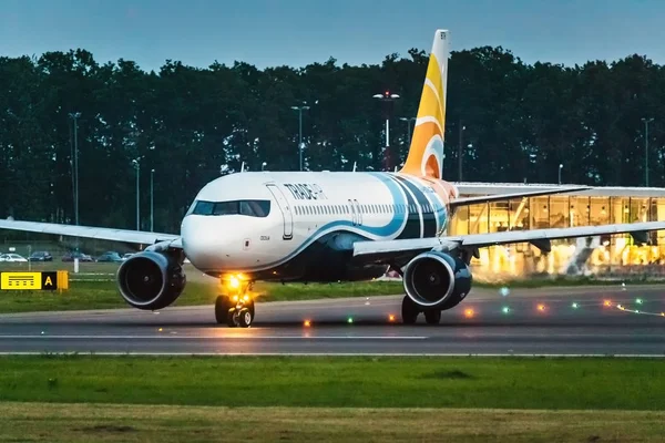 Swidnik Bandara Lublin Luz Polandia 2019 Pesawat Airbus A320 214 — Stok Foto