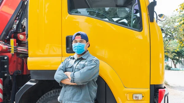 Truck Driver Asian Man Standing Door Car Put Mask Prevent — Stock Photo, Image