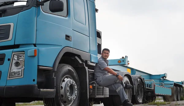 Asian Young Man Truck Driver Transportation Business Equipped Large Blue — Stock Photo, Image