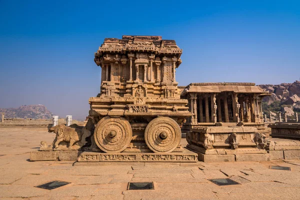 Hampi taş savaş arabası — Stok fotoğraf