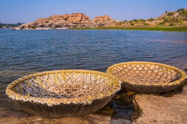 Coracle Boote bei Hampi — Stockfoto