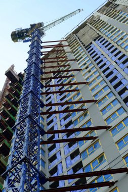 Vinç düşük açılı görünüş.