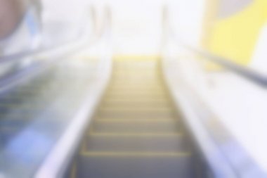 Işık Kaçağı ile Bulanık Yürüyen Merdiven Arka Planı.