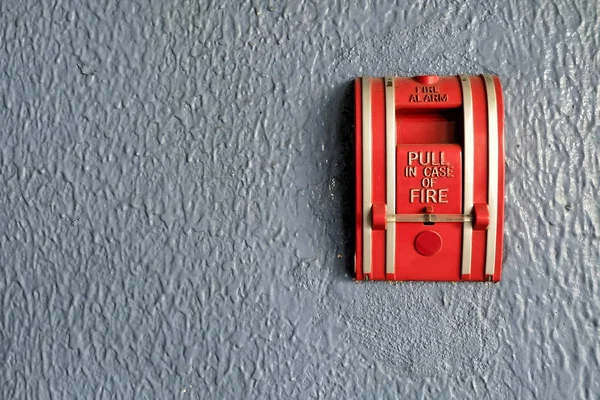 Alarme Incêndio Parede Concreto — Fotografia de Stock