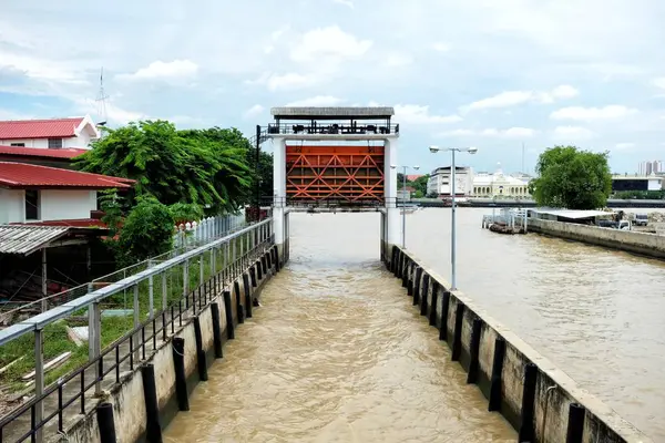 Floodgate Chao Phraya River — Stock Photo, Image