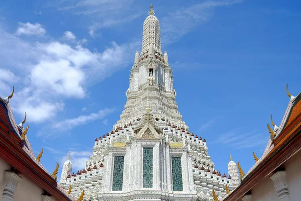 Starożytna Biała Pagoda Świątyni Wat Arun Bangkok Tajlandia Rekonstrukcji 2017 — Zdjęcie stockowe