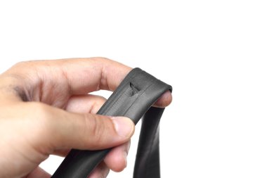 Bisiklet lastik ponksiyon nedeniyle 