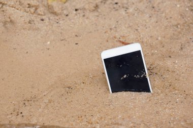 Islak akıllı telefon kavramı