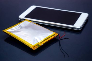 Akıllı telefon pil şişlik 