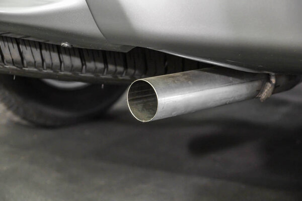 Car exhaust pipe