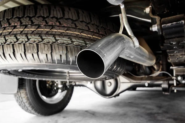 トラックの排気管 — ストック写真