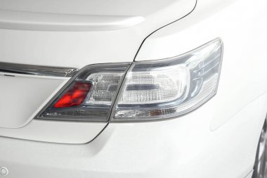 bir arabanın arka ışık