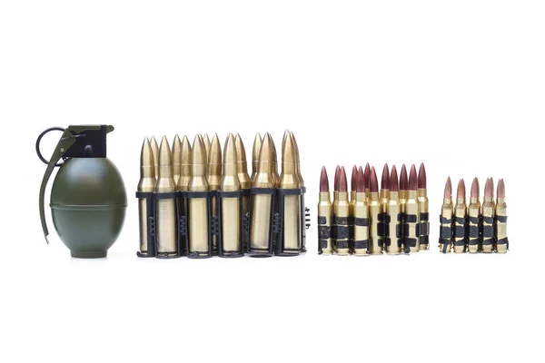 Granada e munição com tamanhos diferentes — Fotografia de Stock