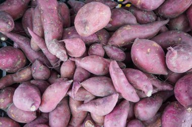 Tatlı patates yığını