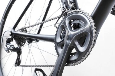 Yol bisikleti dişli bileşenleri