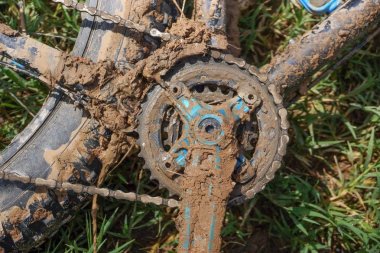 kirli dağ bisikleti