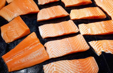 Dilimlenmiş Somon Balık eti