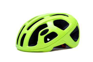 Bisiklet kaskı beyaz üzerine izole 