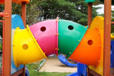 çocuklar için renkli Bahçesi