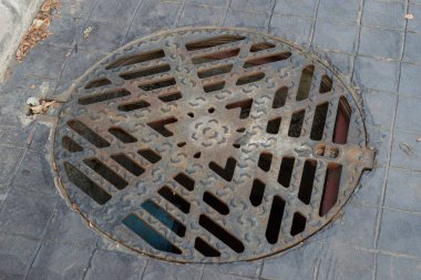 Daire drenaj kapak ızgara ile  