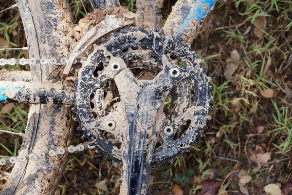 Dirty mountain bike — Stock Photo, Image