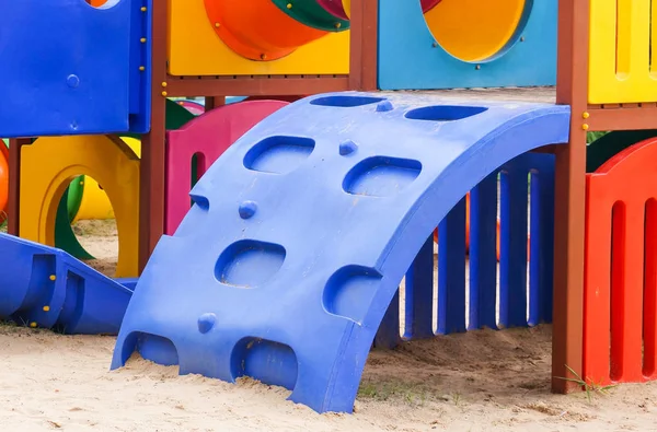 Colorido parque infantil para niños —  Fotos de Stock
