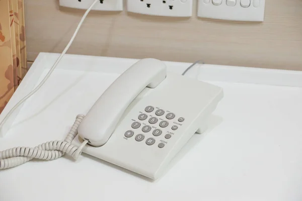 Телефон Рабочем Столе — стоковое фото