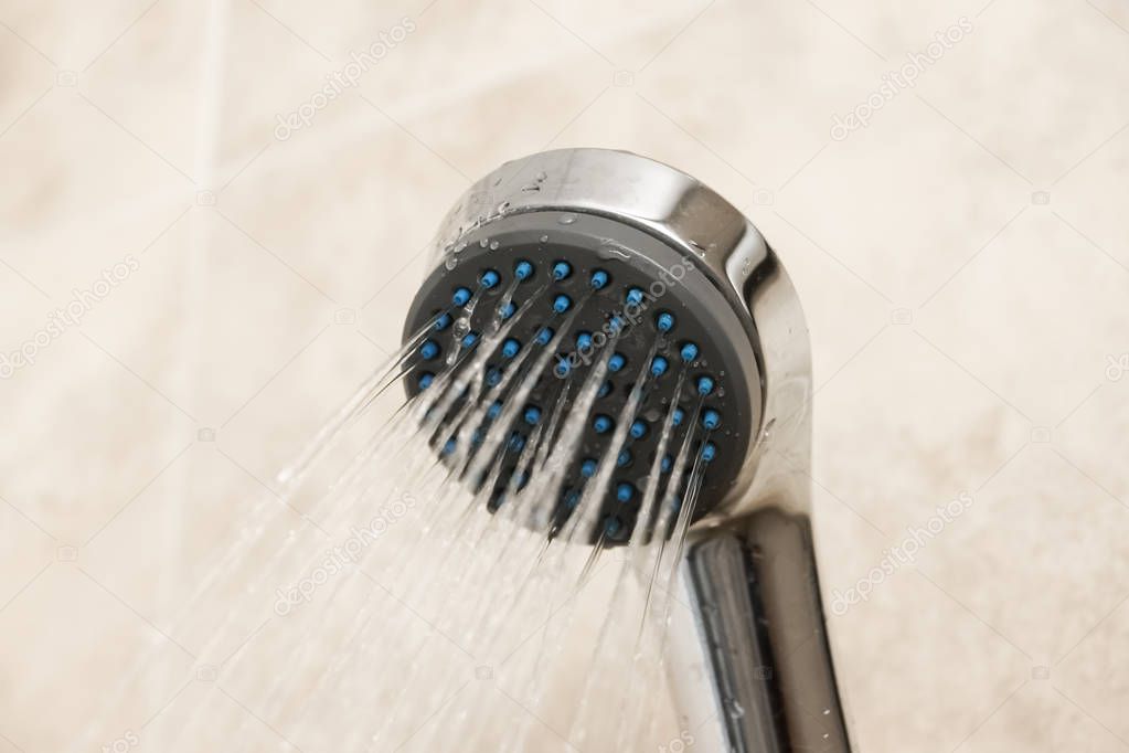 Shower head with water moving out