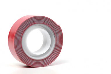 Çift taraflı yapışkan bant kırmızı renkte                               