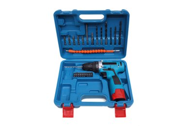 Beyaz izole elektrikli matkap                                 